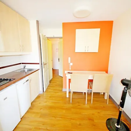 Apartamento 1a R8 239 - 395la *